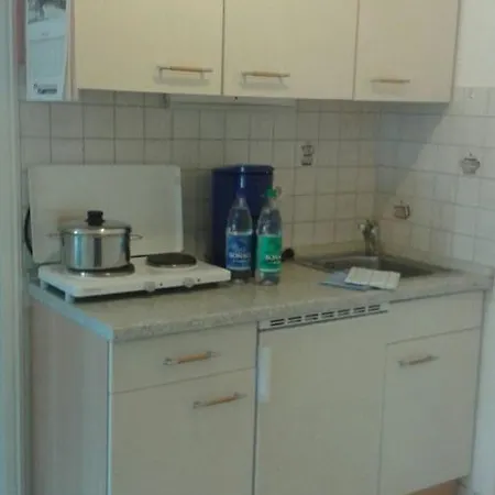 2 Zimmer Kursuite